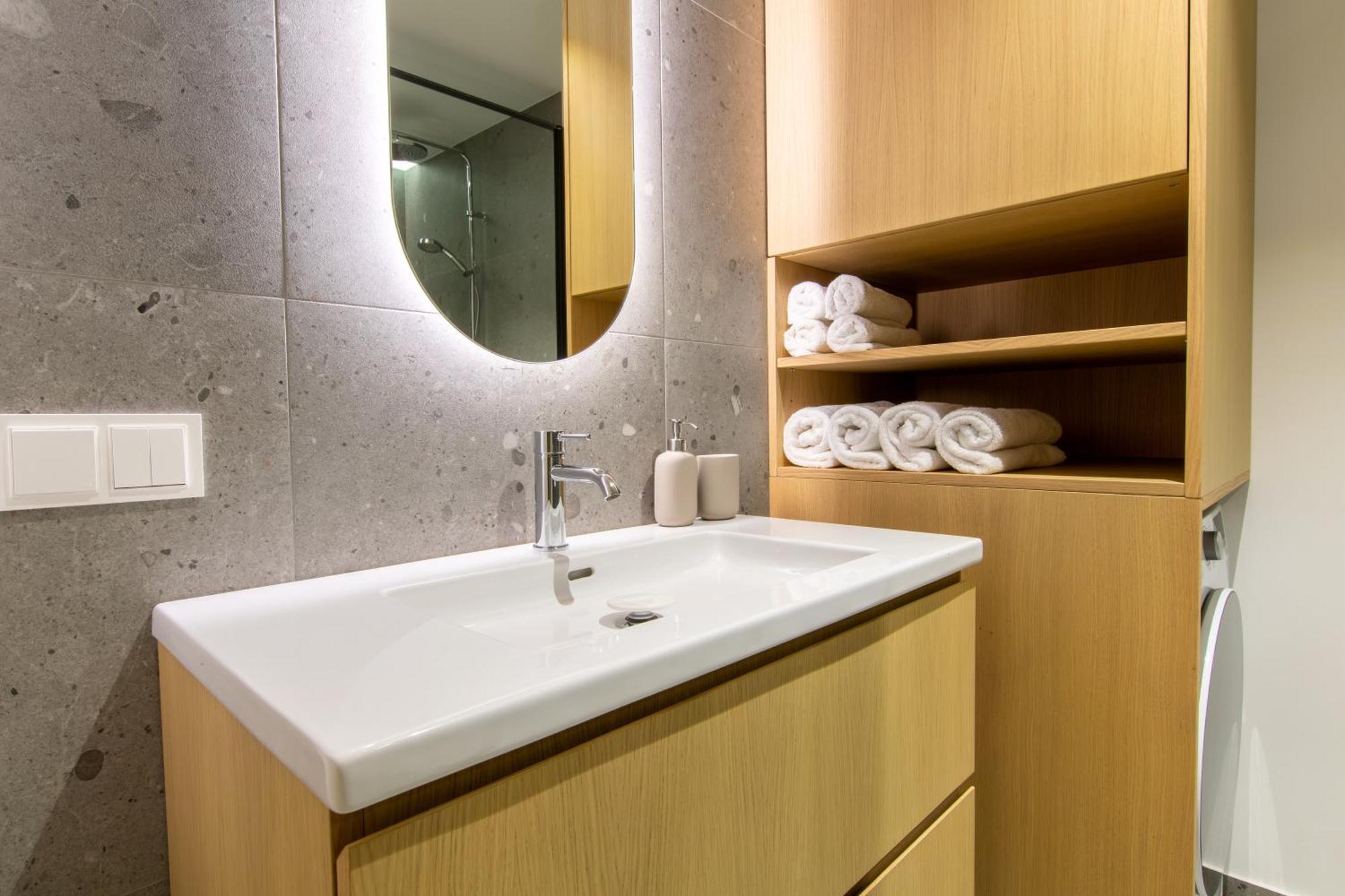 Tobiase Residences - Luxury Apartments Talin Exterior foto